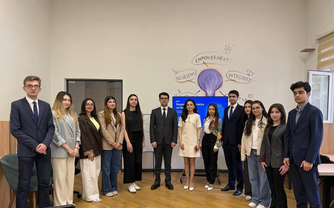 "Rəqəmsal diplomatiya və media: Beynəlxalq münasibətlərdə informasiya siyasətinin rolu"